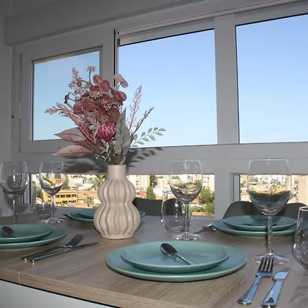 Meraki 3bdr Apartment *
